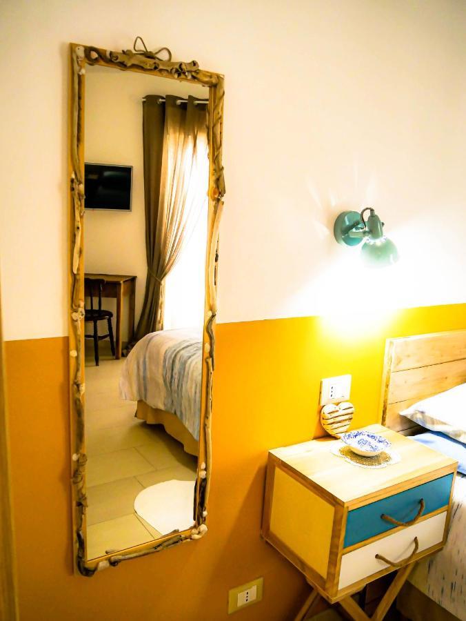 Cala Verdegiglio Home โมโนโปลี ภายนอก รูปภาพ