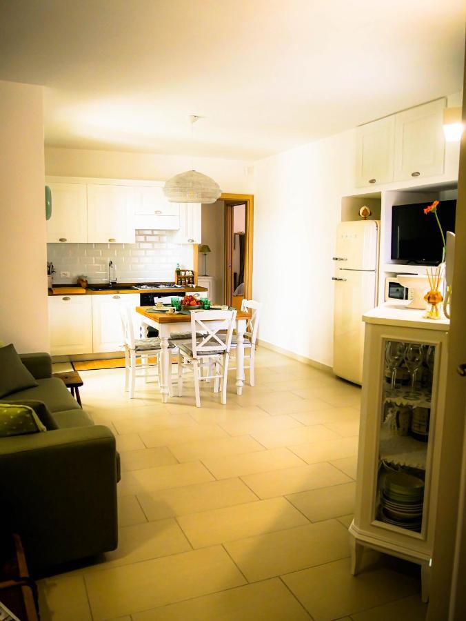 Cala Verdegiglio Home โมโนโปลี ภายนอก รูปภาพ